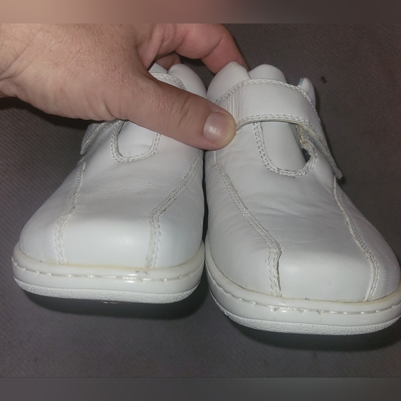 Nurse Mates Marcella white shoes 8M - Picture 5 of 5